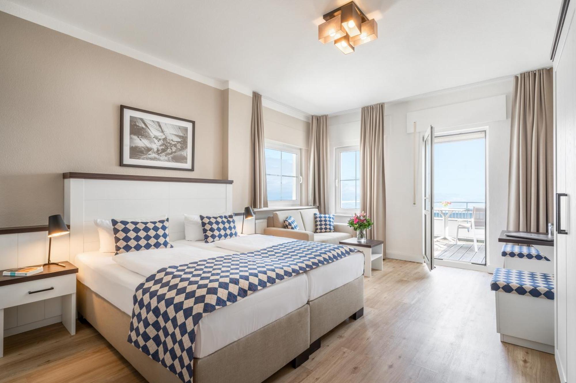 Hotel Strandschloesschen Любек Екстер'єр фото