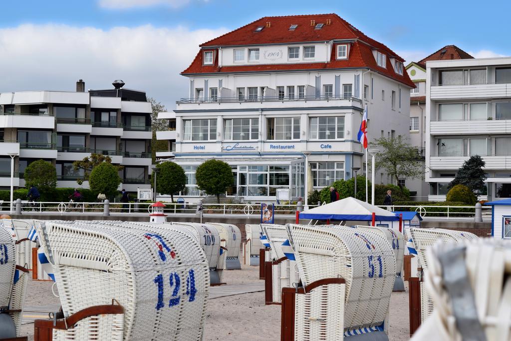 Hotel Strandschloesschen Любек Екстер'єр фото